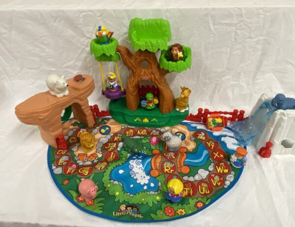 Little People A - Z Zoo